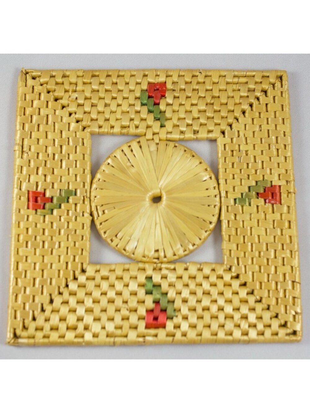 Kitchen Kitsch Square Scandinavian Style Rose Wicker Pendant Trivet Retro
